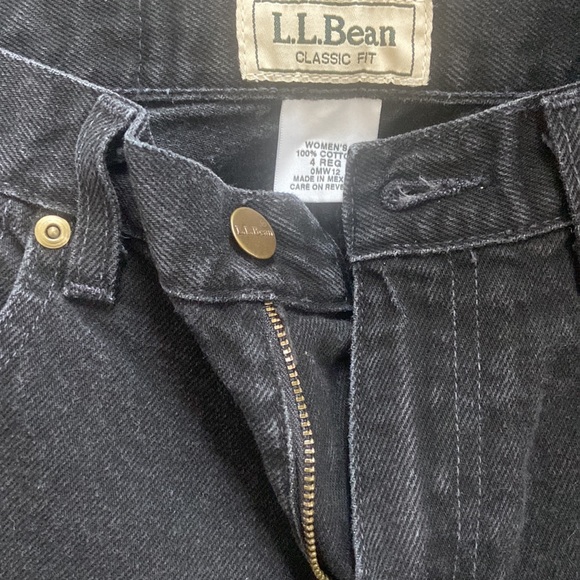 L. L. BEAN Classic Fit Black Women’s Jeans - Picture 3 of 3